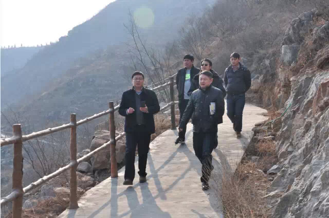 旅游規劃設計院專家組考察萬泉湖(一)