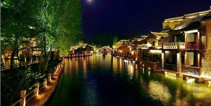 國內旅游小鎮發展三大模式